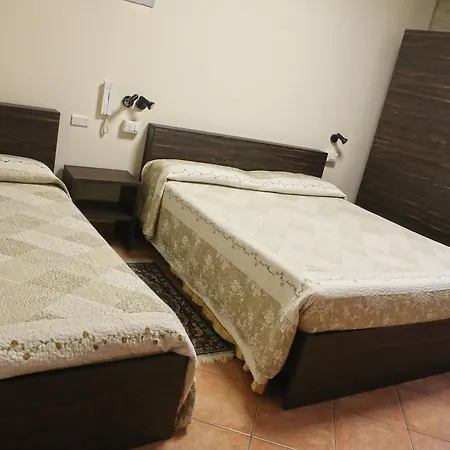 מלון Gusmeroli 2*